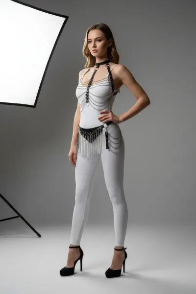 Siyah Etek Zincir Detaylı Etek Suni Deri Etek Kısa Etek - APFT328